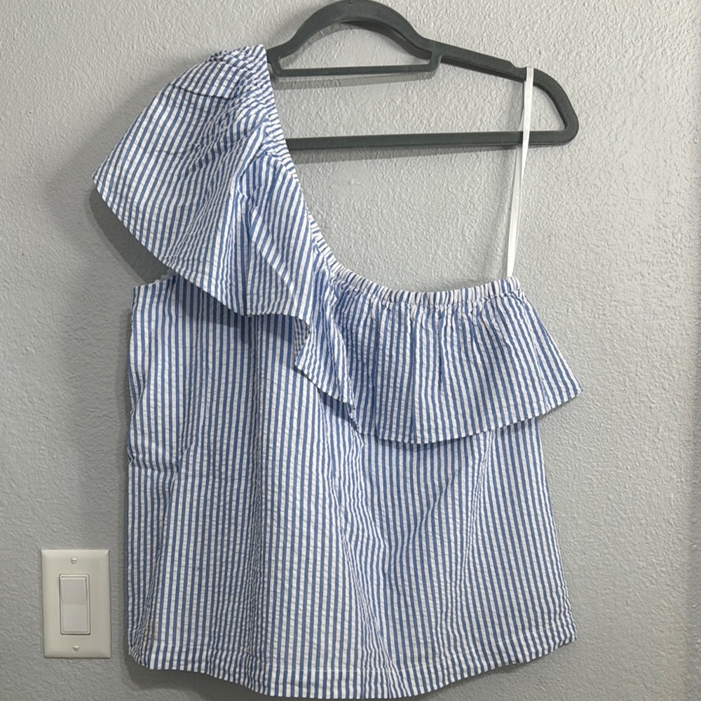 Vineyard Vines Blue and White Asymmetrical Ruffled Blouse